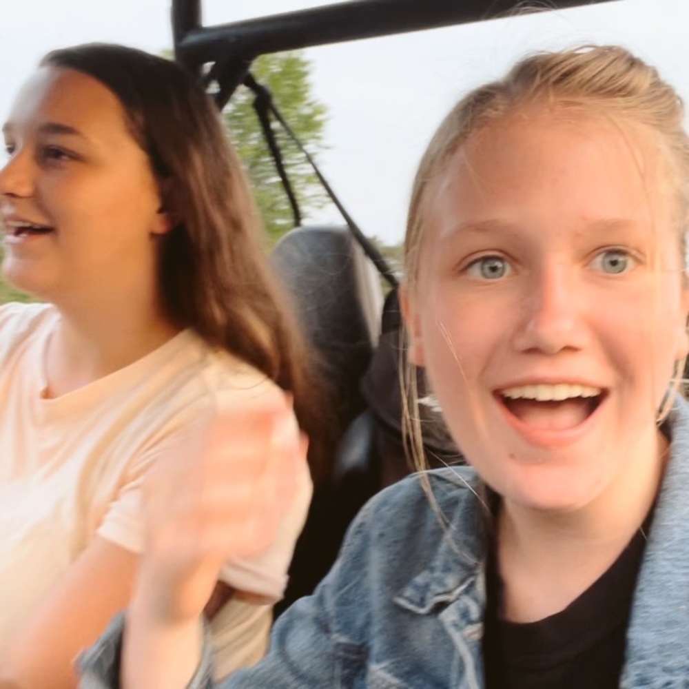 Meet your Posher, Lauren